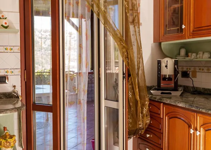 Bella فندق مبيت وإفطار كاتانزارو