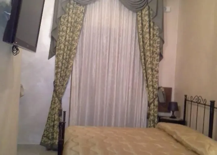 Bella فندق مبيت وإفطار